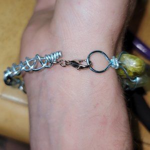 Wire Green stone bracelet